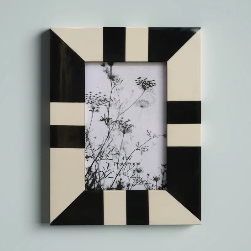 7″Lx0.5″Wx9″H Resin Geometric Photo Frame, Black/White Finish for Stylish Table Top or Wall Picture Display and Modern Home Decor Accessory