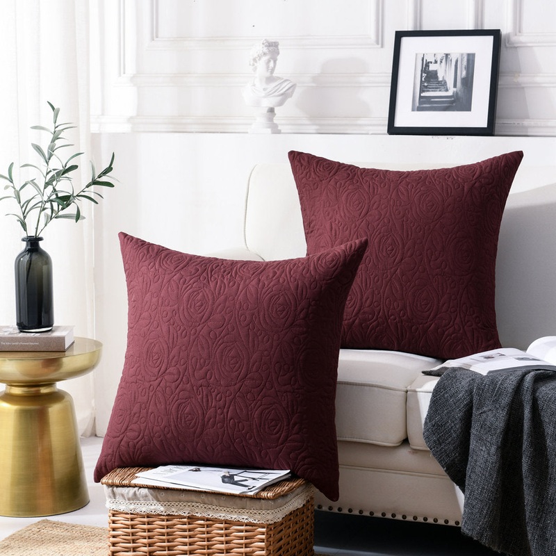 Square Pillow Cover MarCielo Color: Burgundy Size: 16″ x 16″