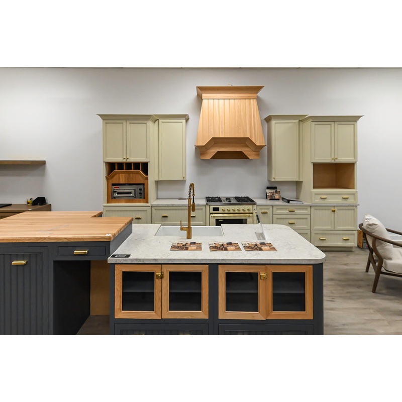 Covered Bridge Two-Tone Traditional Kitchen with Island