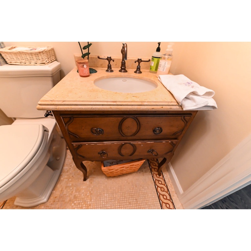 Traditional 30″ Single Vanity with Sink, Faucet and Countertop