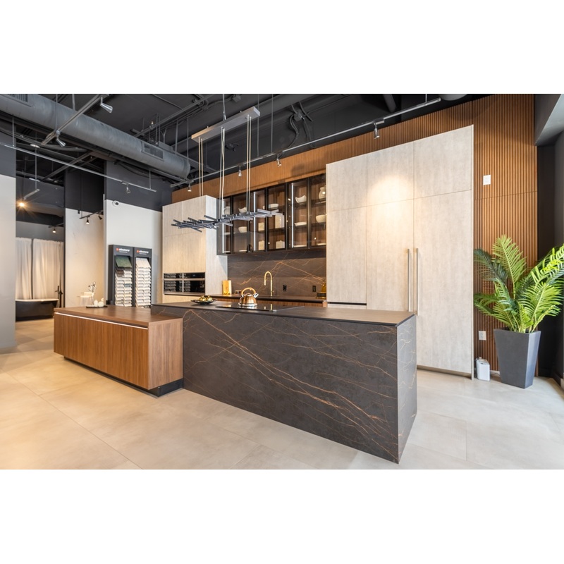 Azzurri Casa Dubai Style Modern Kitchen with Dekton Countertops and Monogram Appliances
