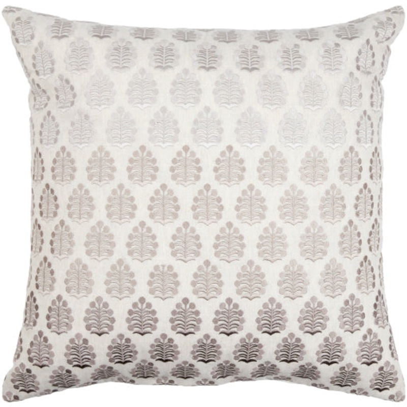 Elegance in Every Room – Fabuleuse 18″ Accent Pillow