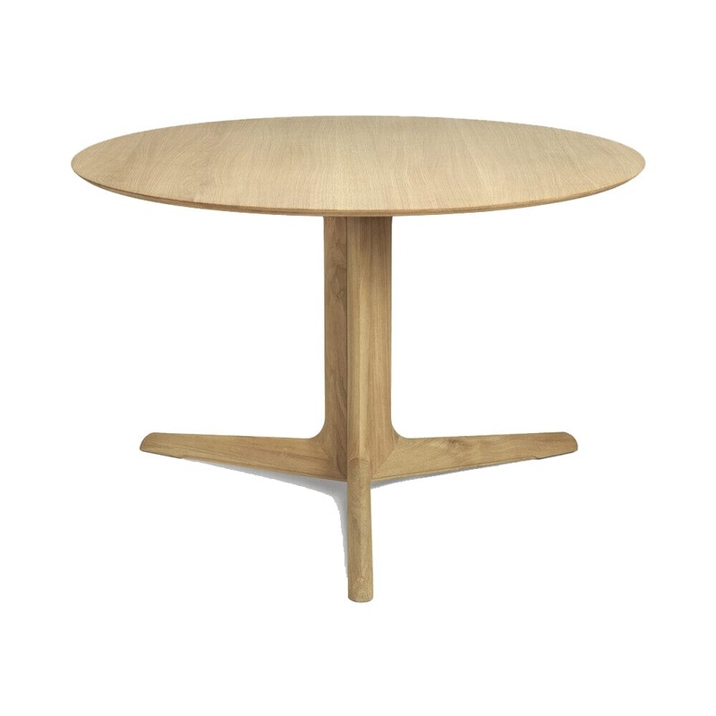 Corto Round Dining Table