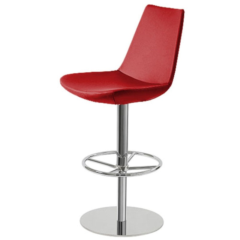 Shinkle Swivel Bar Stool Brayden Studio Seat Color: Red Leatherette, Leg Color: Stainless Steel
