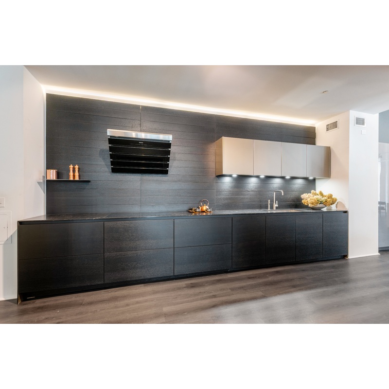 Poggenpohl Segmento Modern Black Kitchen with Miele Appliances