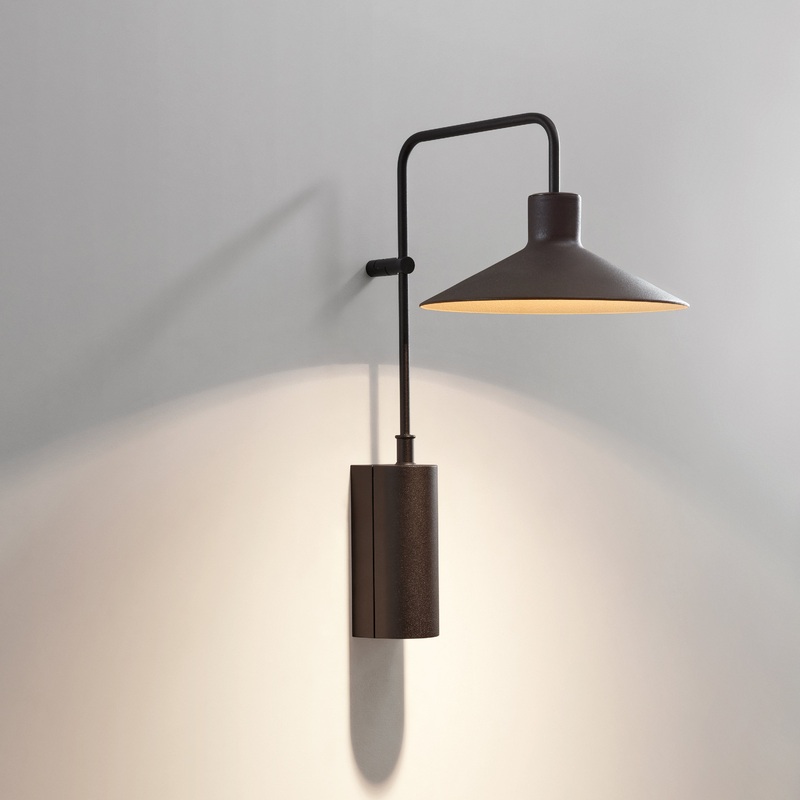 Platet Outdoor Wall Light