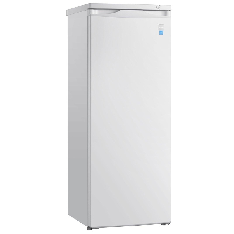 Avanti VF58B0W 5.8 cu. ft. Vertical Freezer – White / 5.8 cu. ft.