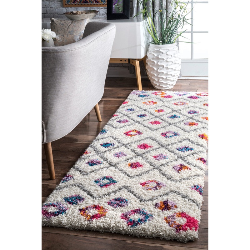 Abramson Bohemian Diamond Trellis Shag Pink/Ivory Rug Mack & Milo Rug Size: Runner 2’8″ x 12′