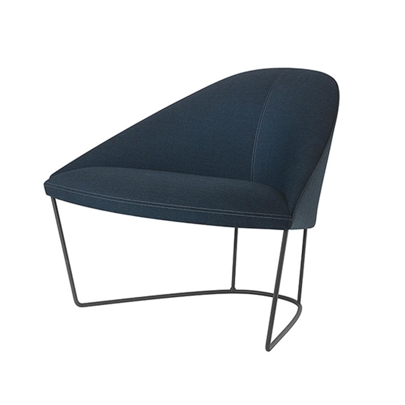 Colina Sled Base Lounge Chair