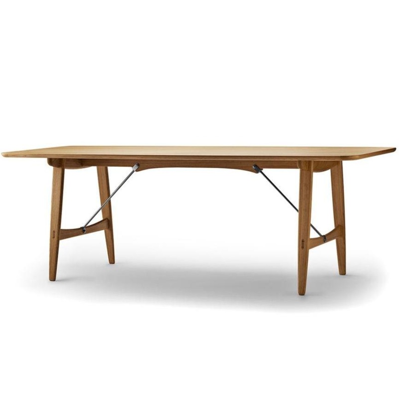 BM1160 Hunting Table