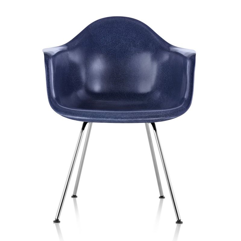Eames Molded Fiberglass 4-Leg Armchair